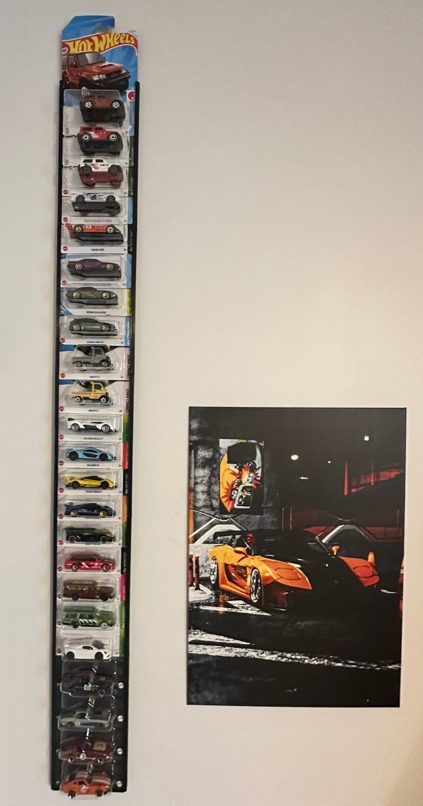 HOT WHEELS WALL DISPLAY