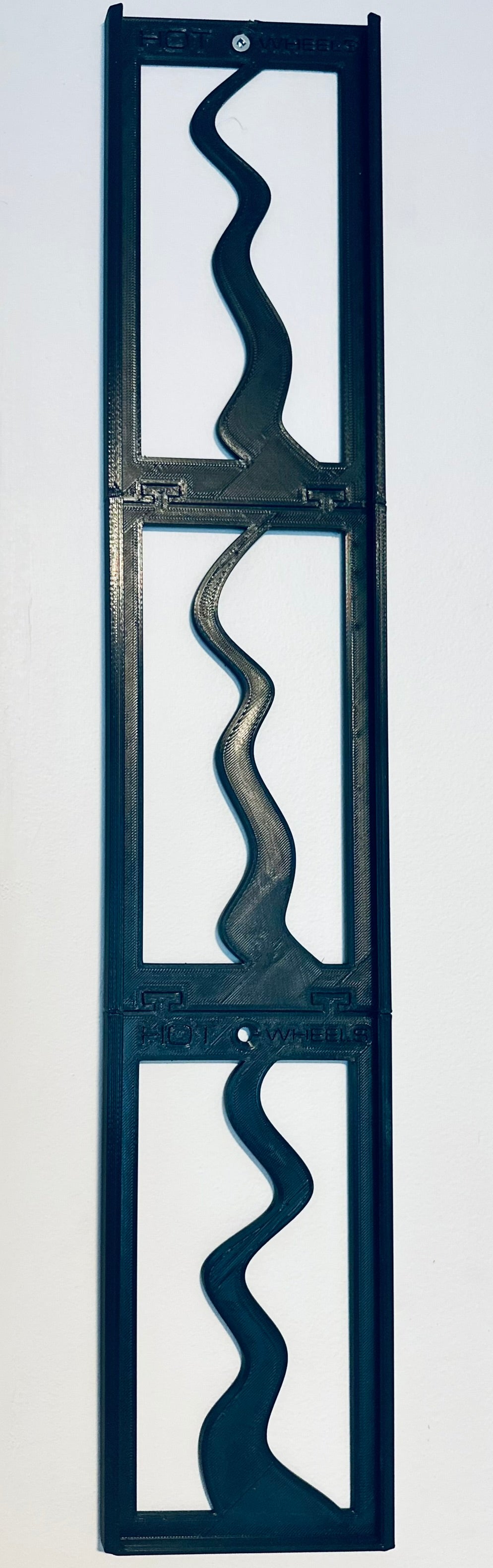 HOT WHEELS WALL DISPLAY