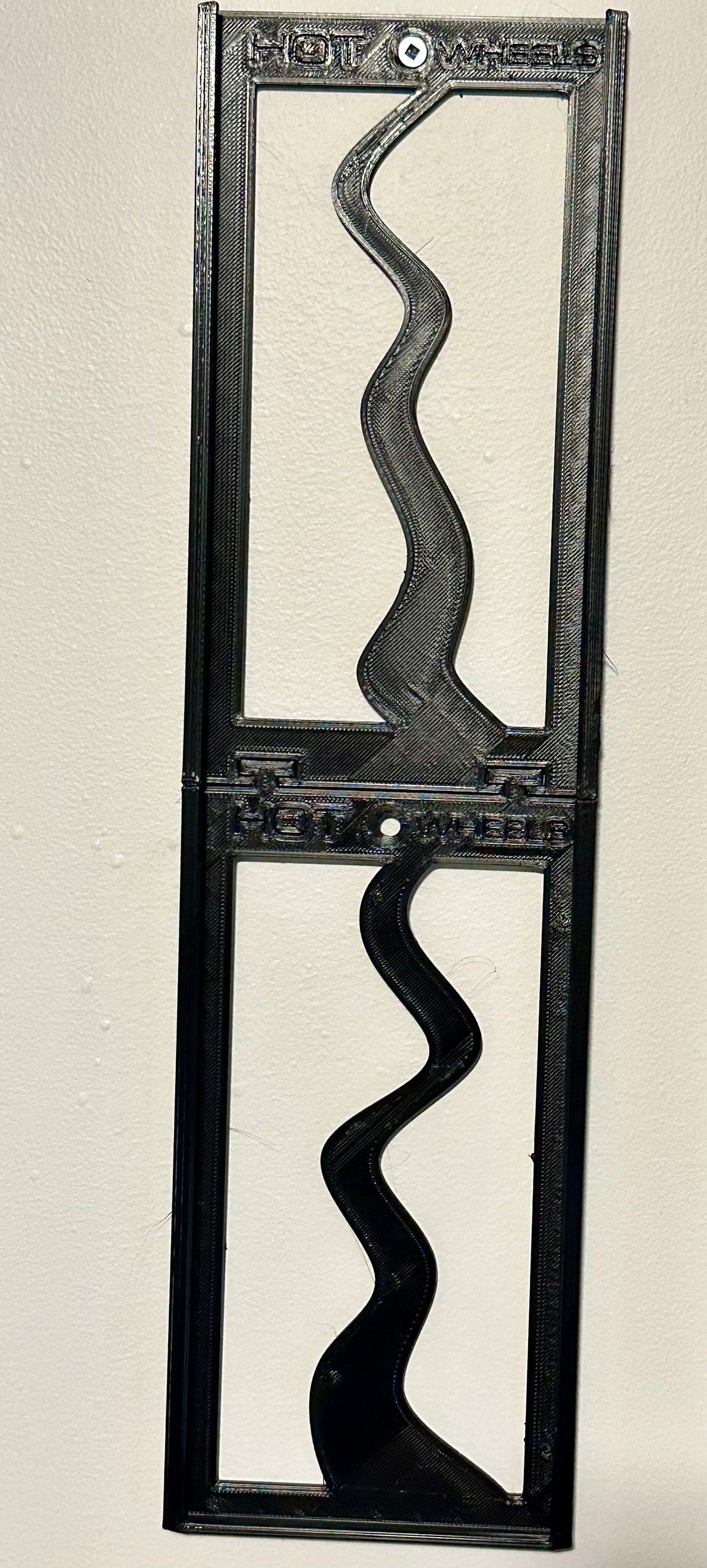 HOT WHEELS WALL DISPLAY